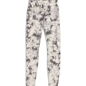 Lululemon high rise wunder under leggings